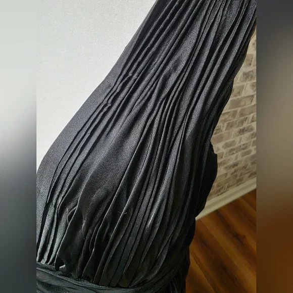 NWT Mac Duggal Plunging Ruffled Rosette A-Line Cocktail Dress Size 16 - Picture 8 of 15